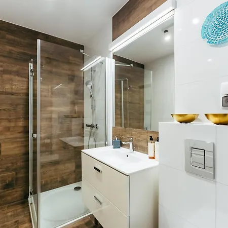 Nadmorskie - Muszelkowe - Basen W Cenie Kołobrzeg